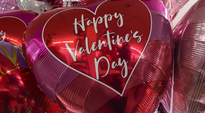 Valentinstags Wünsche und Zitate für Facebook- und WhatsApp -Status